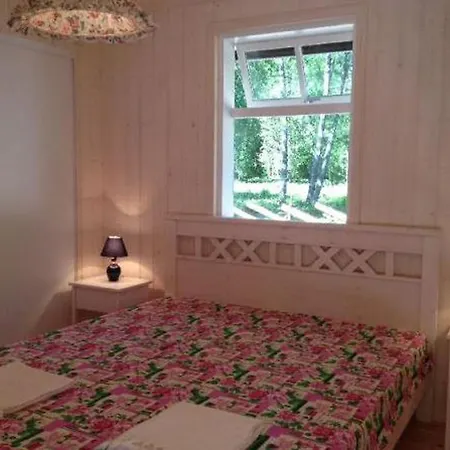 Semesterbostad Tirbi House Kassari