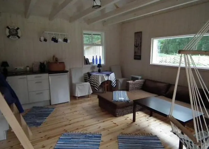 Vakantiehuis Tirbi House